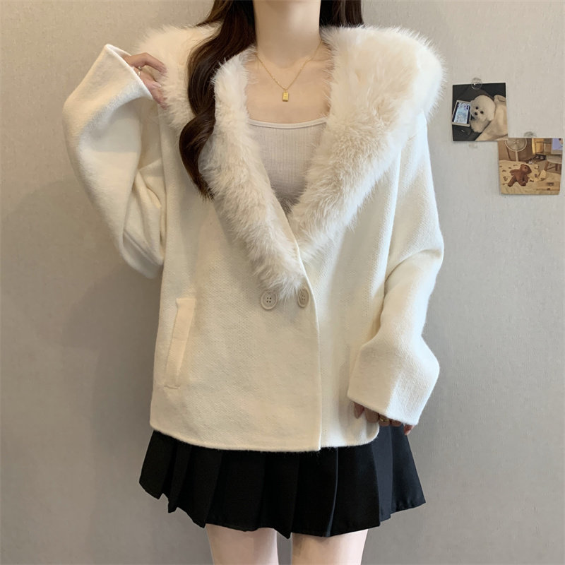 实拍设计高级感毛衣女秋冬新款胖MM洋气减龄慵懒显瘦毛领外套女,淘宝优惠券,粉丝福利购,淘宝优惠卷