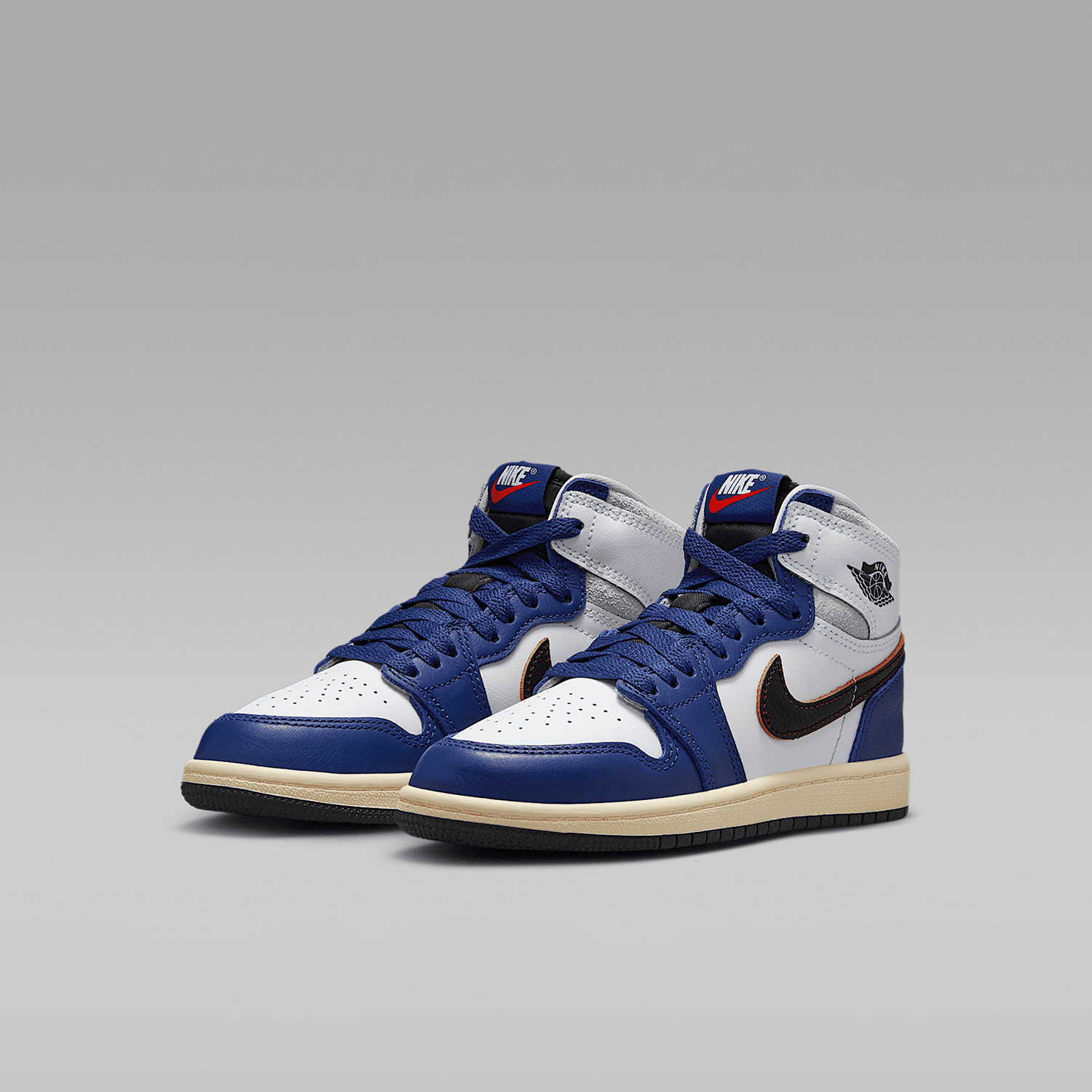 Nike/耐克正品 JORDAN新款小童高帮复古潮流运动休闲鞋FD1412-100 - 图0