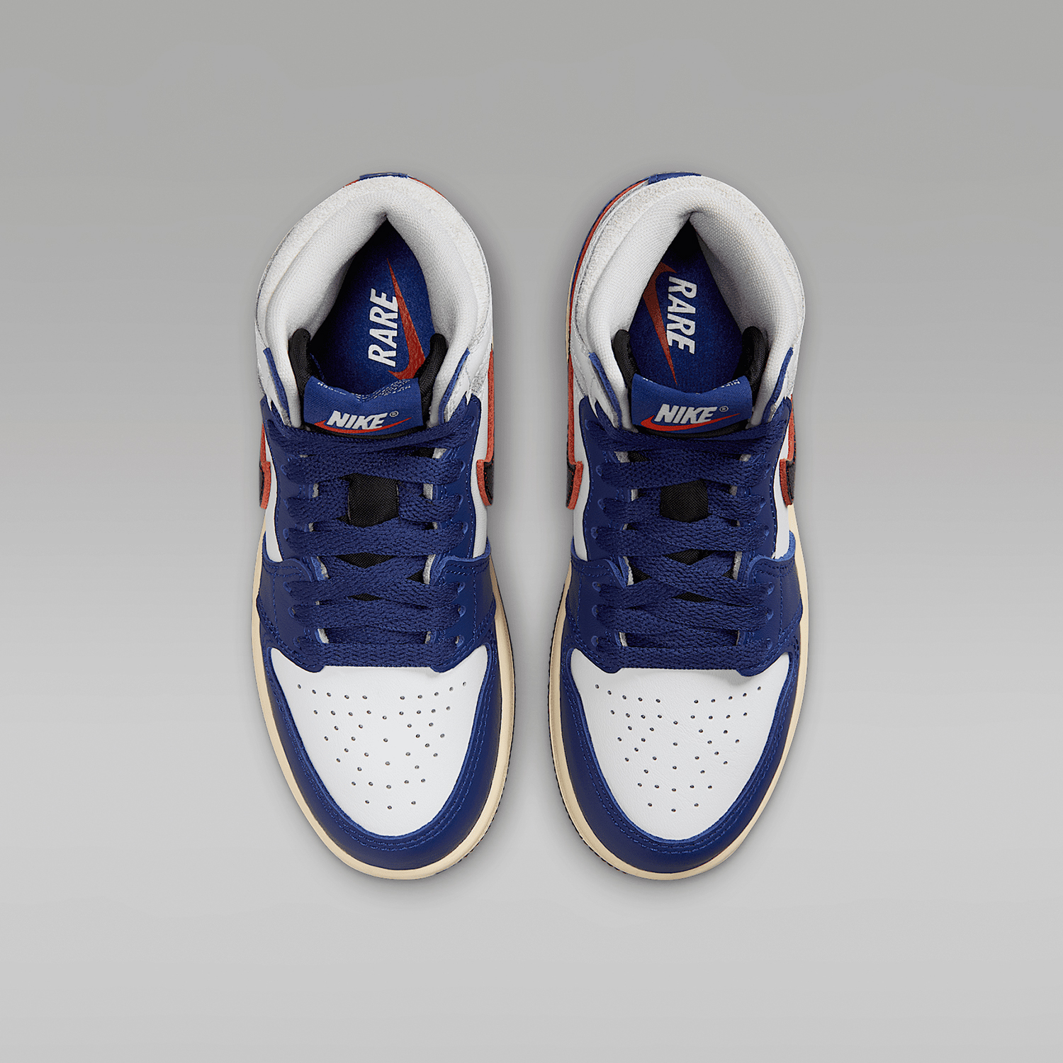 Nike/耐克正品 JORDAN新款小童高帮复古潮流运动休闲鞋FD1412-100 - 图2