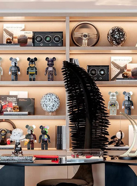 样板间儿童房卡通暴力熊装饰品摆件男孩房间书房书桌道具搭配陈列