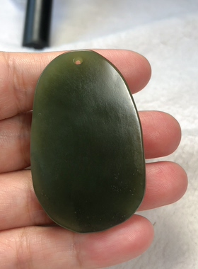 黄白老玉绿九尾狐狸毛衣链挂件和田玉吊坠一物一图实物拍摄天然