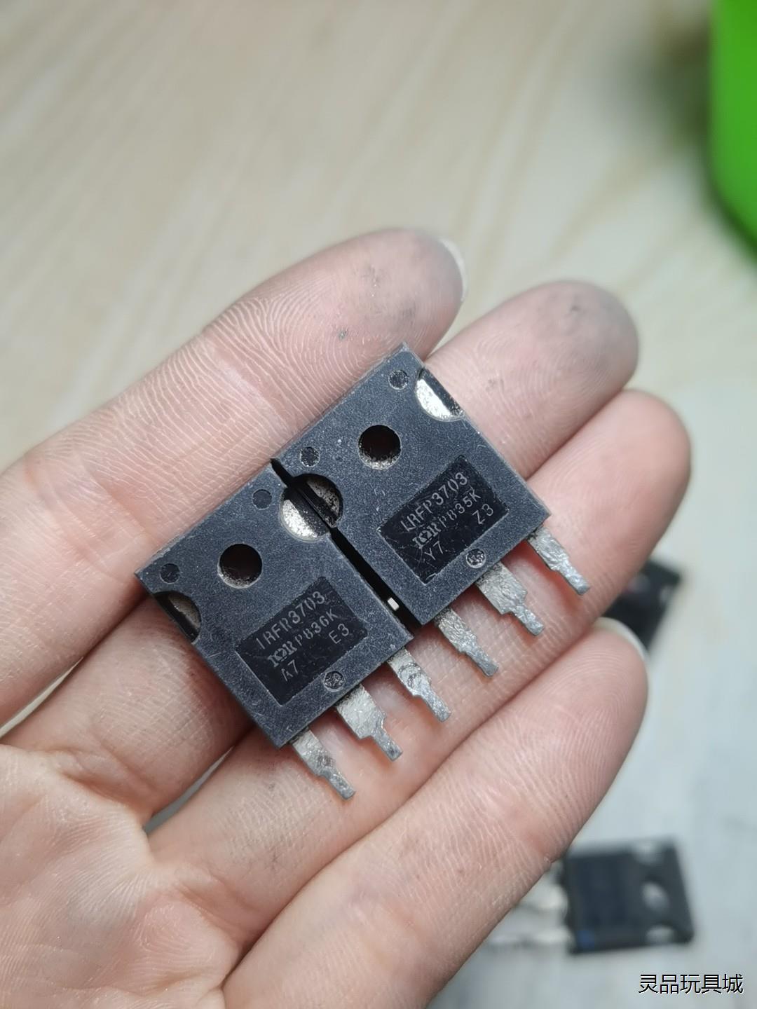 IRFP3703 原装进口拆机 210A 30V 大功率MO议价商品 - 图1
