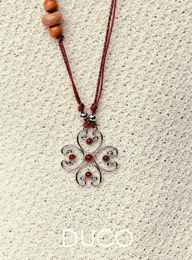 Fidiora系列四叶草大花朵项链节日款时尚潮流编织绳镂空【新品】