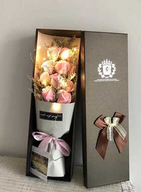 女神节玫瑰康乃馨香皂花满天星花束礼盒创意浪漫礼物花束送女朋友
