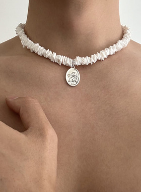 天然不规则贝壳小天使项链男