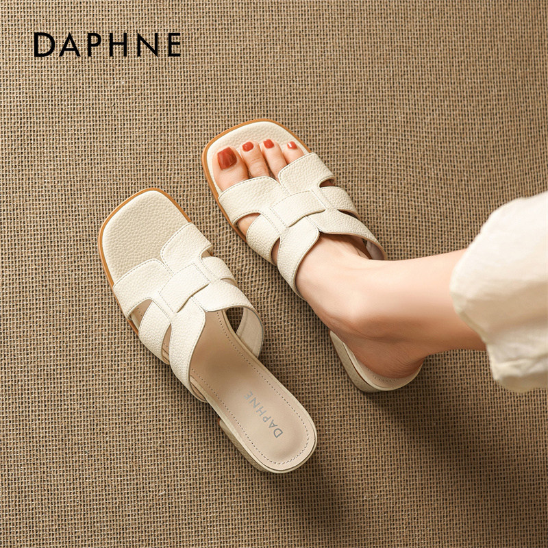 达芙妮粗跟拖鞋女款2026新款春夏配裙子海边厚底一字拖鞋法式凉拖,淘宝优惠券,粉丝福利购,淘宝优惠卷