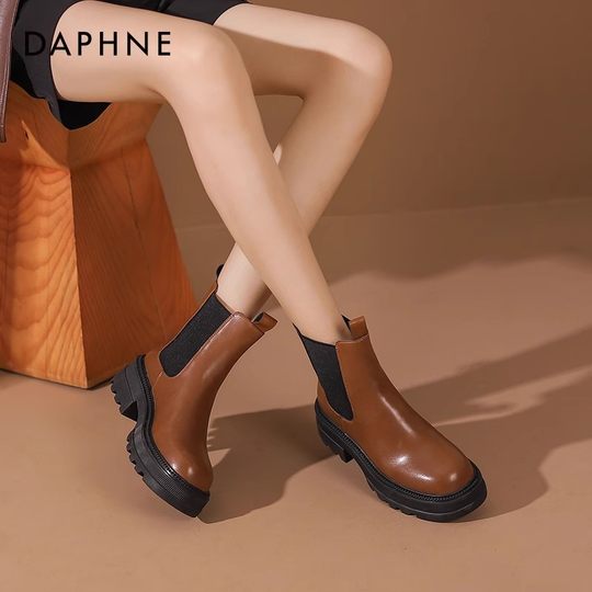 达芙妮加绒长筒靴子女冬清仓短靴保暖棉鞋复古马丁靴厚底雪地靴女