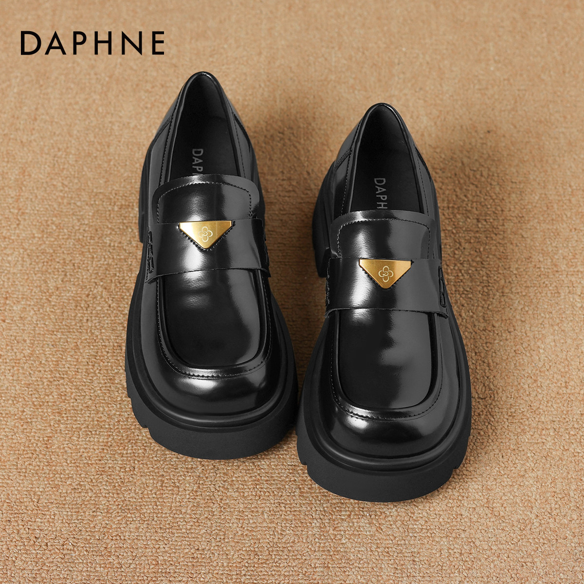 达芙妮黑色乐福鞋女2025秋冬新款增高百搭单鞋一脚蹬小皮鞋豆豆鞋,淘宝优惠券,粉丝福利购,淘宝优惠卷