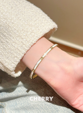 粉色贝母四叶花手链女钛钢