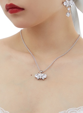 白锆亮晶晶蝴蝶结项链