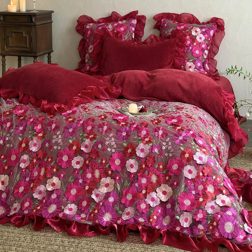 立体花朵牛奶毛绒喜庆冬季四件套加厚保暖酒红色被套床单结婚床品 - 图0