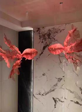 新款吊饰金鱼雕塑金属创意酒店大堂会所网格鱼形抽象空中悬挂饰品