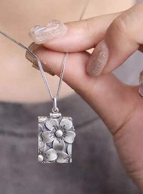 925纯银复古新中式樱花小方香囊吊坠项链挂件无火扩香可打开吊坠