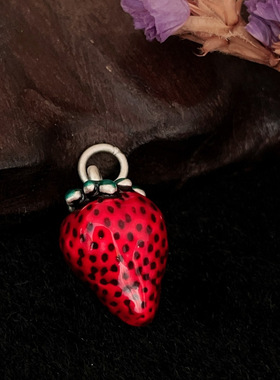 S925纯银红色草莓吊坠