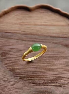 新款金色翠绿竹节戒指