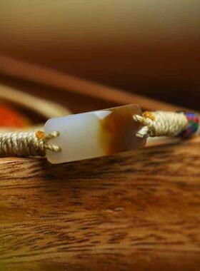 和田玉原石俄料俏糖色手牌