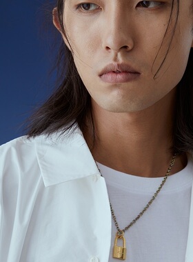 原创设计风渐变钛钢情侣项链新品