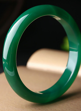 天然巴西冰种玛瑙玉髓手镯女款帝王菠菜绿高级感冰透玉镯子平安镯