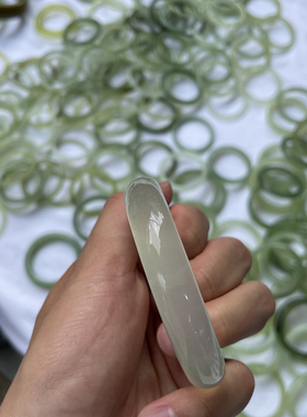 岫玉手镯天然冰种玉镯辽宁镯子配饰一物一图 石佛寺玉器市场