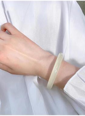 冰种青白玉手镯天然阿富汗