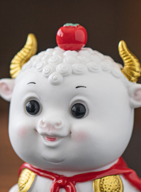 牛市吉祥物陶瓷牛摆件