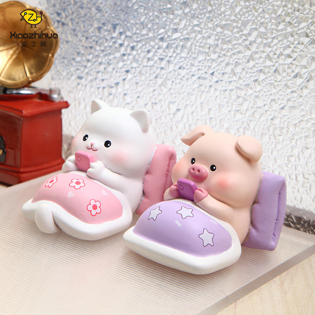 Cute little pig car interior accessories Shiba Inu ornaments desktop