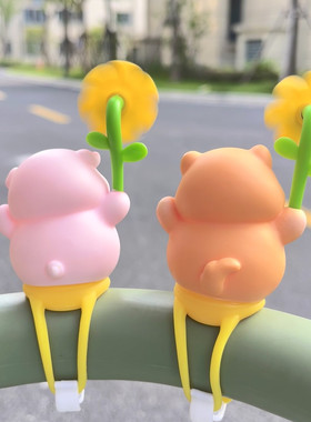 小月龄婴儿玩具车载安抚挂件固定