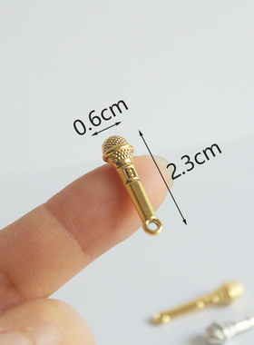 微缩食玩麦克风迷你模型1:1分合金话筒娃娃屋生活场景玩具小摆件