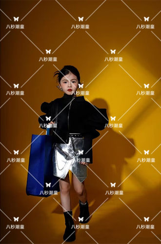 潮童模卡走秀个性演出服装女童摄影潮服大童模特主题比赛儿童写真 - 图0