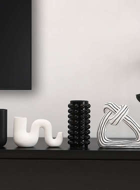 轻奢高档小众高级感摆件客厅家居电视柜装饰品大气上档次2024新款