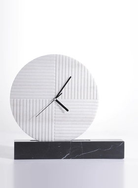 现代简约美拉德色系收纳篮纸巾盒钟表棋盘摆件客厅样板间摆设