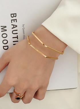 女手镯18k金蛇骨感小众高级链轻奢开口钛钢金色手链项链锁骨手不