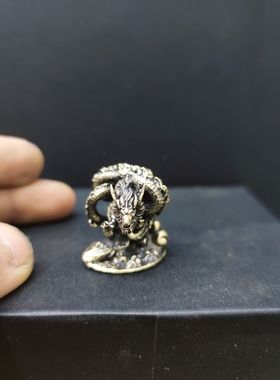黄铜盘龙摆件复古迷你袖珍