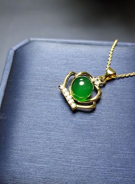 天然高冰种玛瑙玉髓镶嵌小皇冠锁骨项链吊坠挂件时尚女款玉坠项链