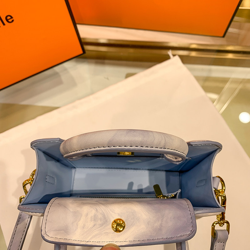 包包女2025新款小众设计欧美时尚真皮小方包高级感单肩手提饼干包,淘宝优惠券,粉丝福利购,淘宝优惠卷