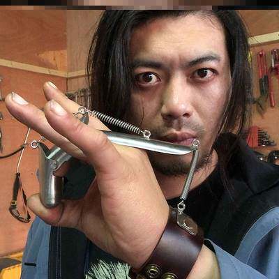 弹脑瓜崩神器辅助器谈脑瓜崩终结友谊手工耿握力器皇少同款创意