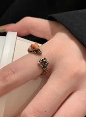 童趣可爱小松鼠开口戒指女小众设计感食指戒稀奇古怪的尾戒指环潮