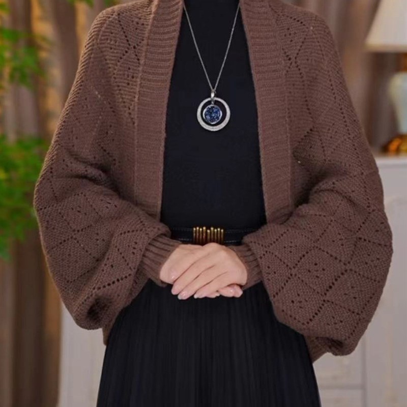 秋冬2025新款针织密织方格披肩时尚百搭护颈保暖洋气围巾外搭开衫 - 图1