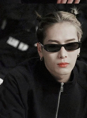 2025新款明星同款墨镜女超酷小脸