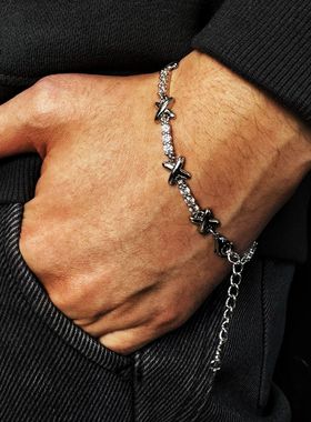 ONEPART设计感X形荆棘拼接小方糖锆石手链铜合金合成锆石手链