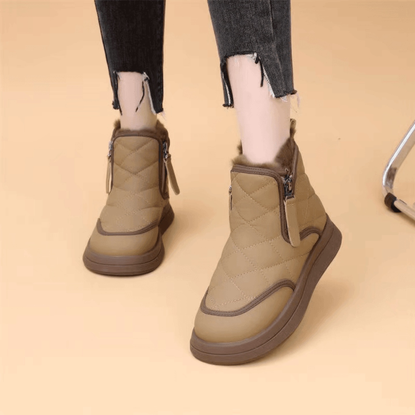 爆款雪地靴女2025冬季新款加绒加厚东北棉鞋女保暖防水防滑棉靴女 - 图2