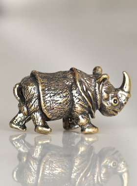 纯铜可爱小犀牛摆件迷你桌面铜件