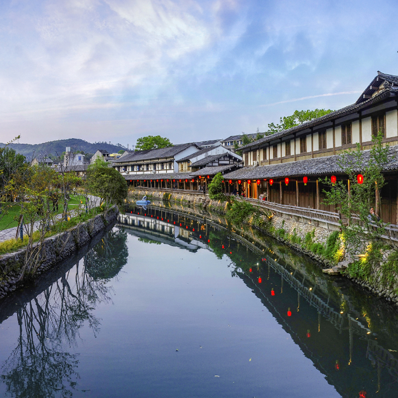 温州楠溪江一日游崖下库景区+丽水街+狮子岩景区+一正餐纯玩团 - 图1