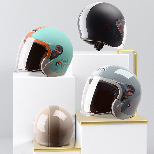 3C certified Mustang motorcycle helmet to keep warm in winter