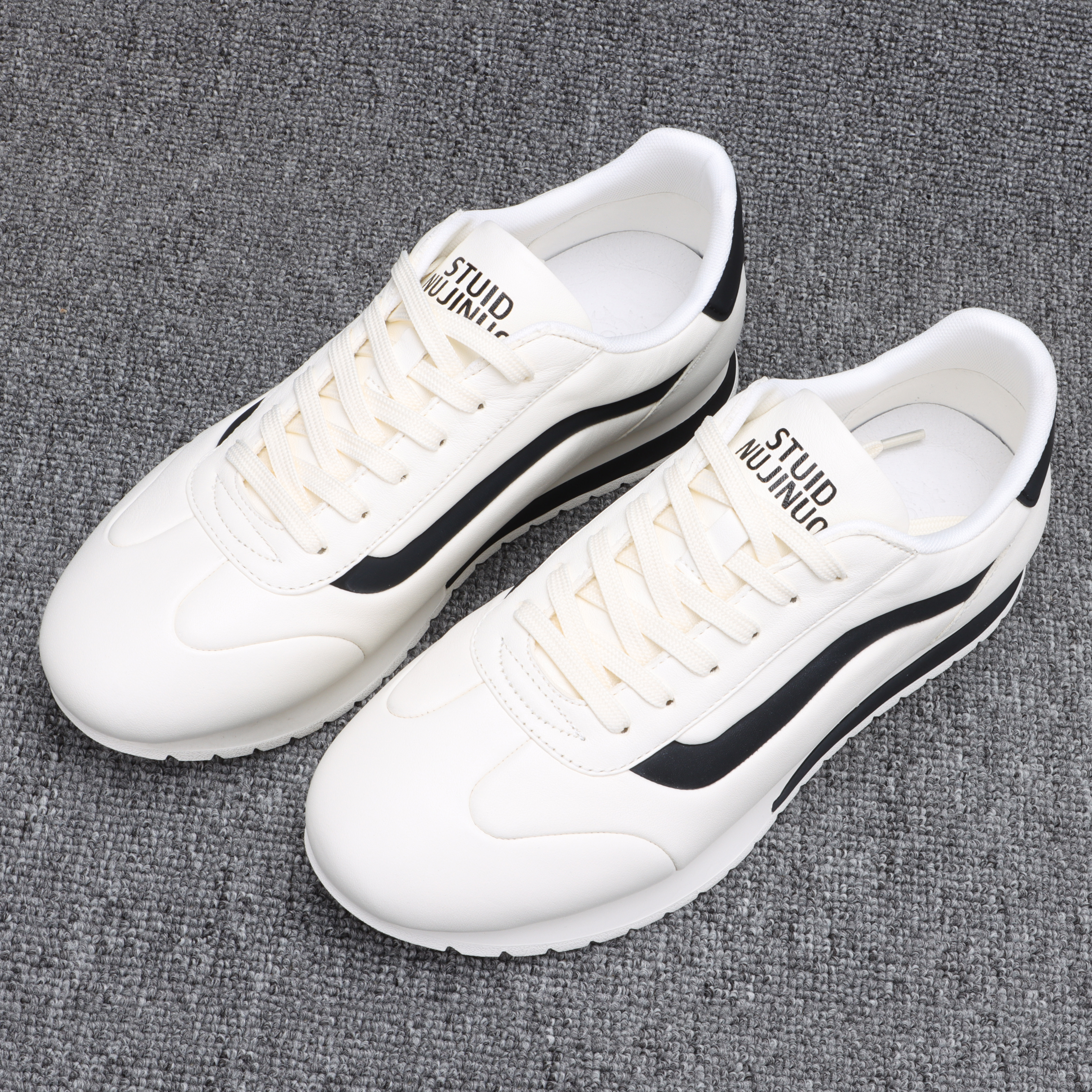 运动休闲鞋男款秋季新款厚底轻便男鞋真皮时尚透气小皮鞋百搭潮鞋,淘宝优惠券,粉丝福利购,淘宝优惠卷