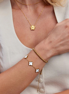 BeautifulEarth白色四叶草手链