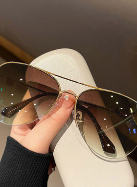 飞行员墨镜男女百搭大脸显瘦开车防紫外线蛤蟆镜个性半框太阳眼镜