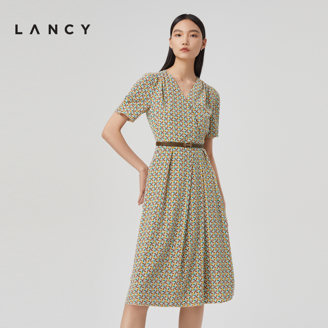 LANCY/朗姿女装2023春季新款桑蚕丝V领A摆连衣裙收腰短袖裙子女