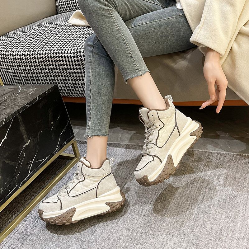 2022年冬季新款高帮旅游鞋大雪地靴 珂简妮时尚雪地靴