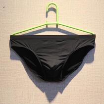 Mens underwear thin section soft and smooth ice silk triangular underpants male speed dry low waist one-piece breathable youth triangular underpants